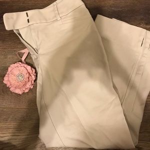 New w/o tags. Loft crop pants
